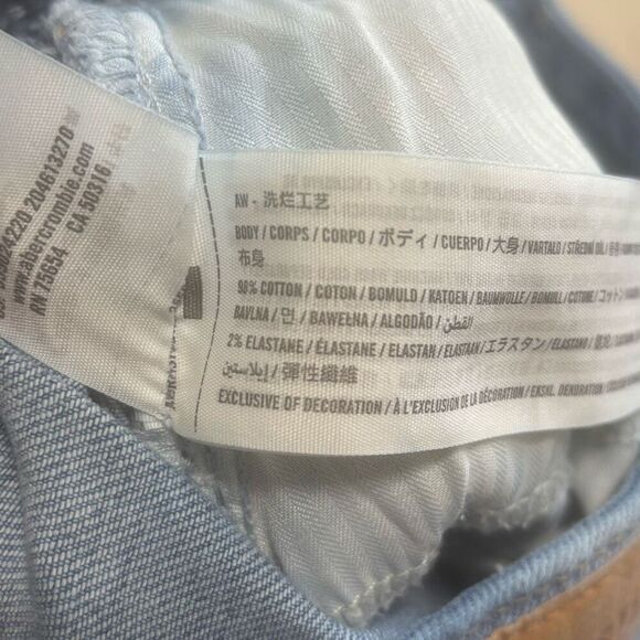 Hollister Curvy Ultra High Riser Dad Jean Light Wash Size 0 - Picture 5 of 5